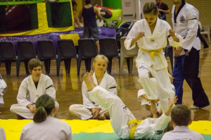 Jessica finishes rebecca during their self defence routine - www.tkdcentral.com